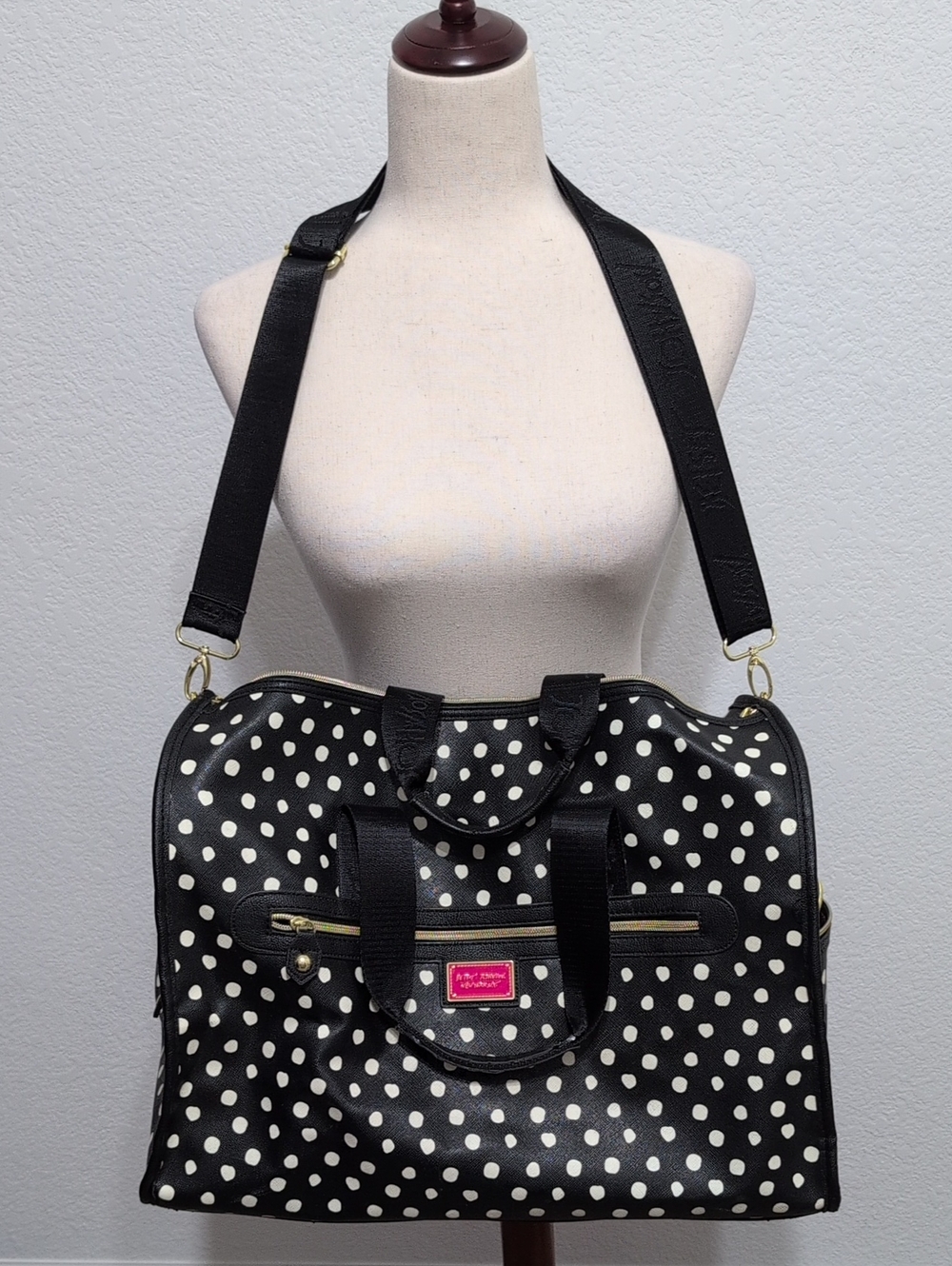 Betsey Johnson Polka Dot Weekender  Duffel Bag Faux Leather Black And White - Picture 13 of 14